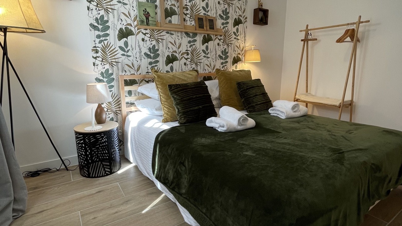 Photo of Bedroom in Entraigues-sur-la-Sorgue