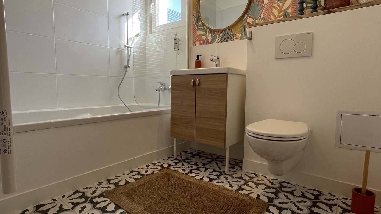 Photo of Bathroom in Entraigues-sur-la-Sorgue
