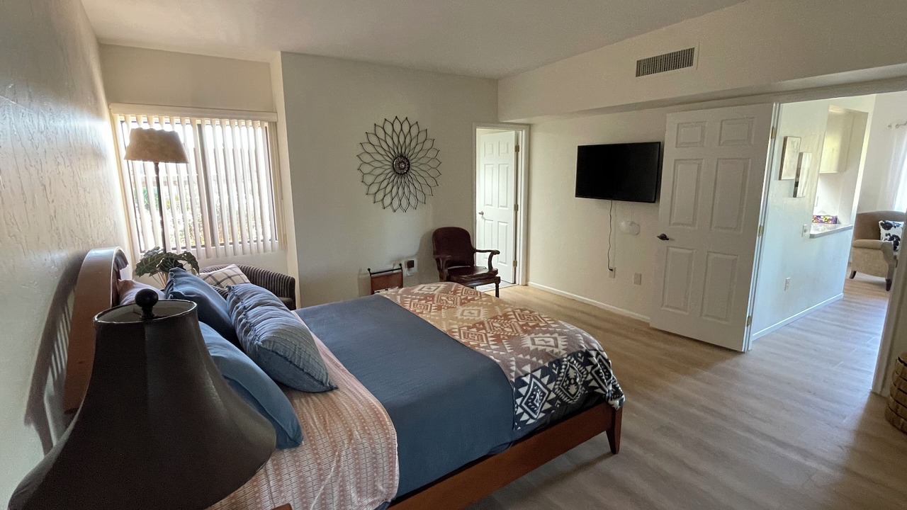 Photo of Bedroom in Green Valley
