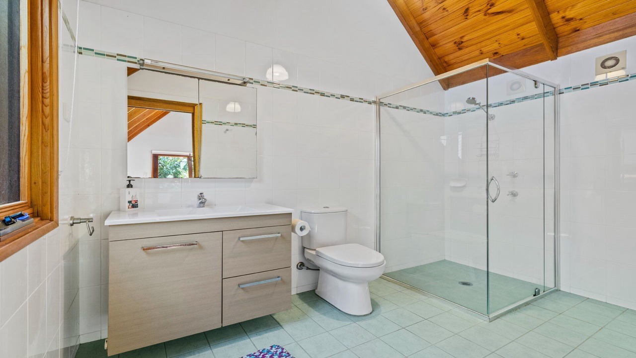 Photo of Bathroom in Hawks Nest