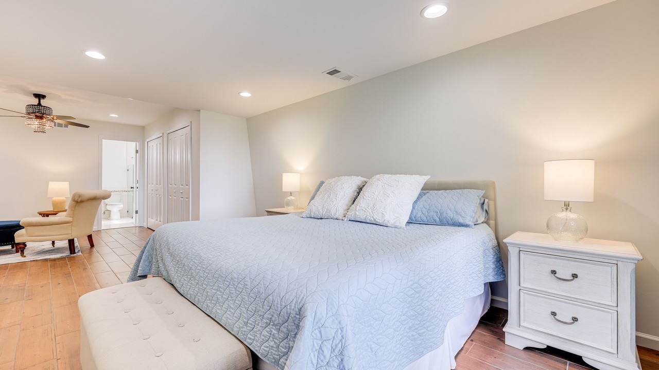 Photo of Bedroom in Melrose