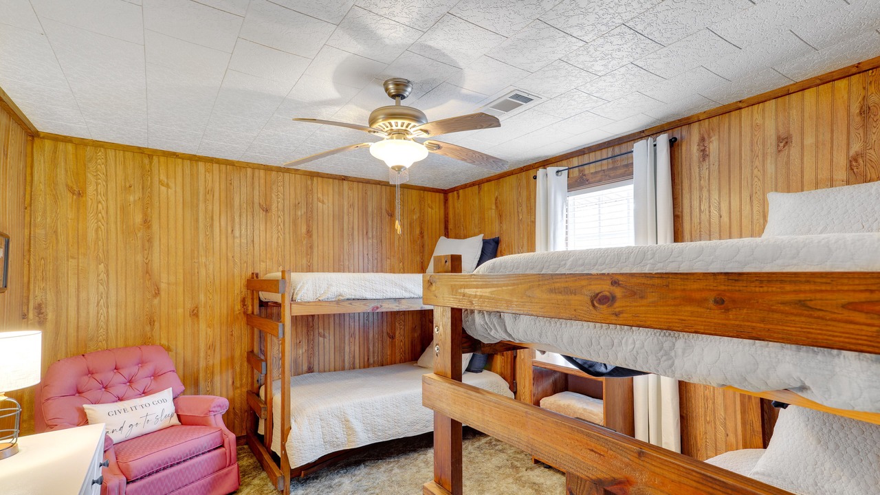 Photo of Bedroom in Wilburn