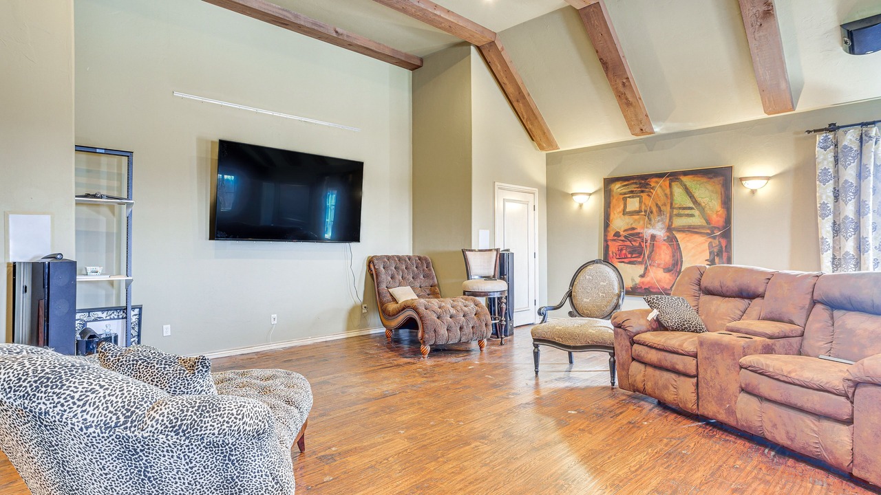 Photo of Livingroom in Edmond