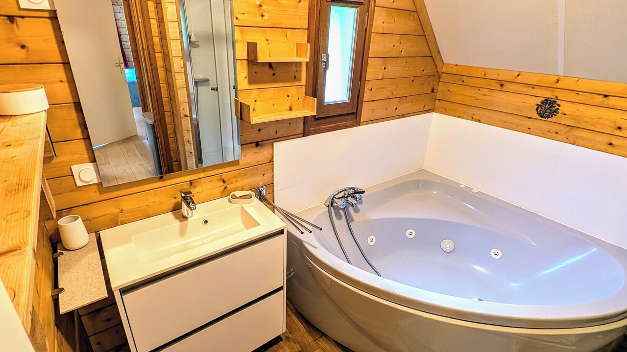 Photo of Bathroom in Plantades