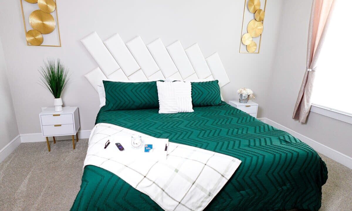 Photo of Bedroom in Addicks