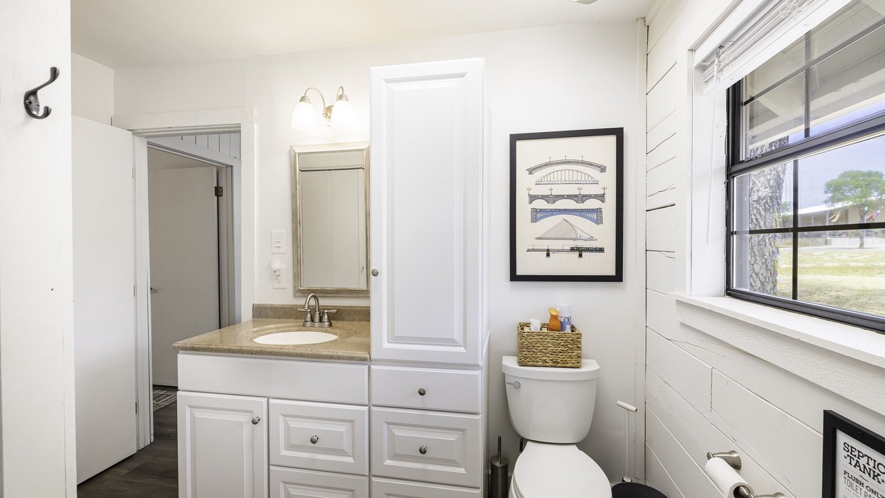 Photo of Bathroom in Burnet