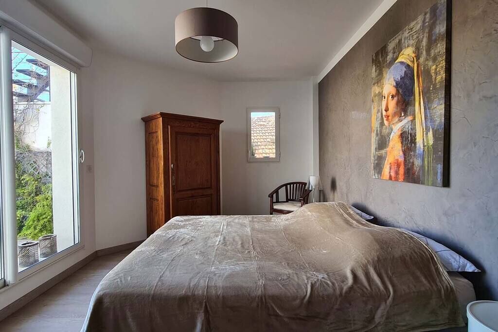 Photo of Bedroom in Chateauneuf-du-Pape