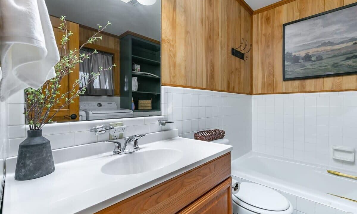 Photo of Bathroom in Farmerville