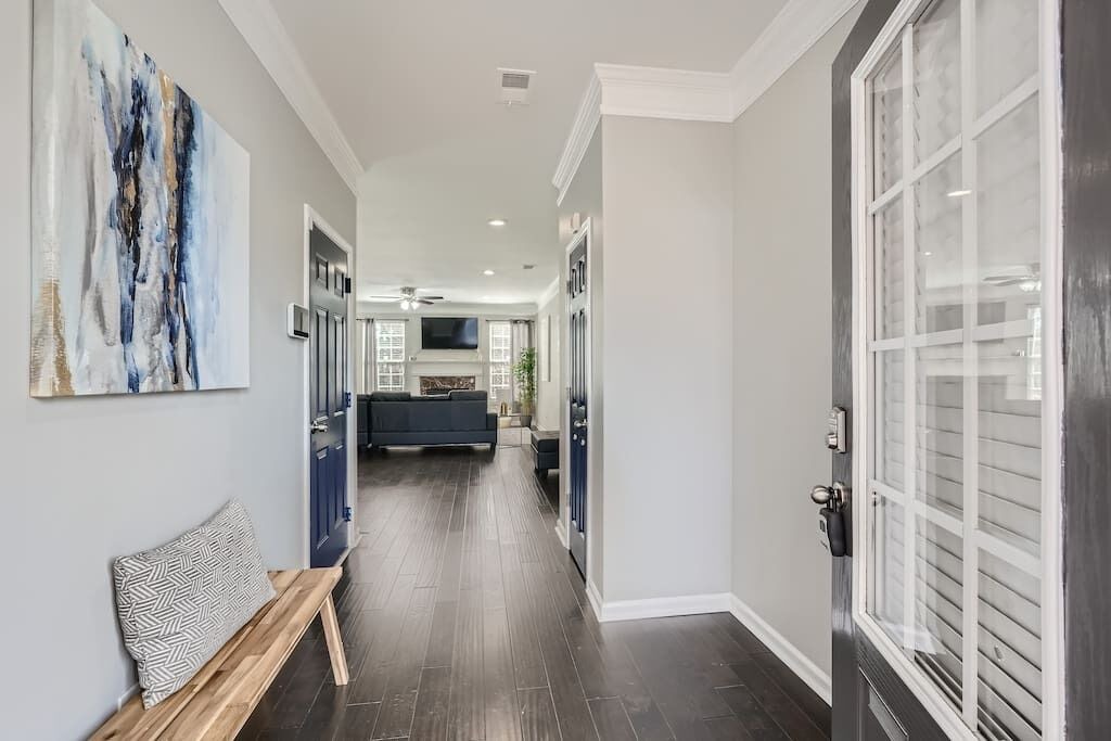 Photo of Livingroom in Tucker