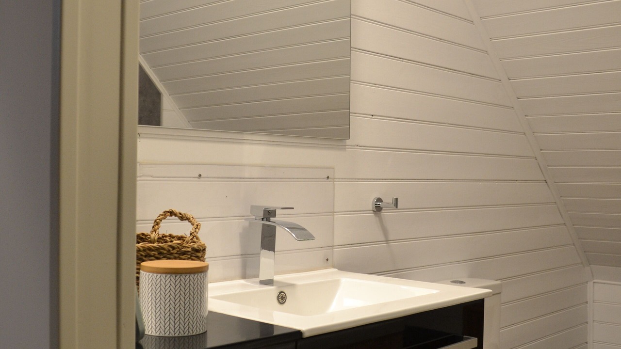 Photo of Bathroom in Verton