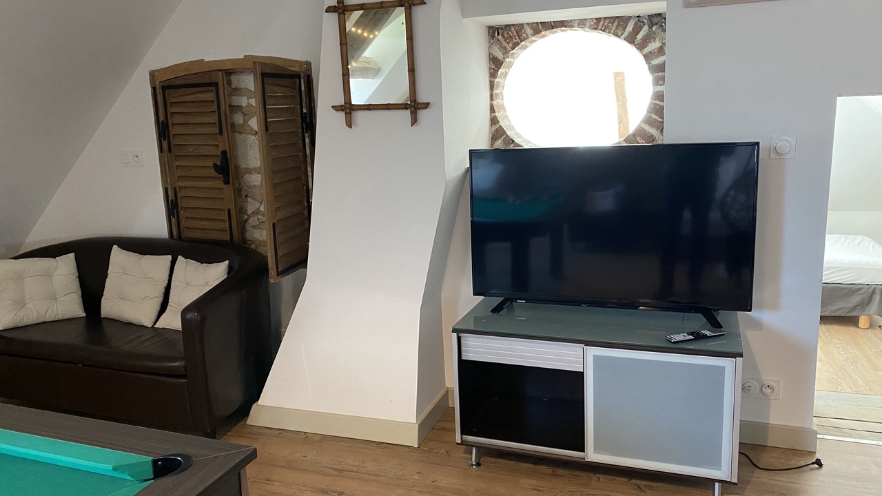 Photo of Others in Verton