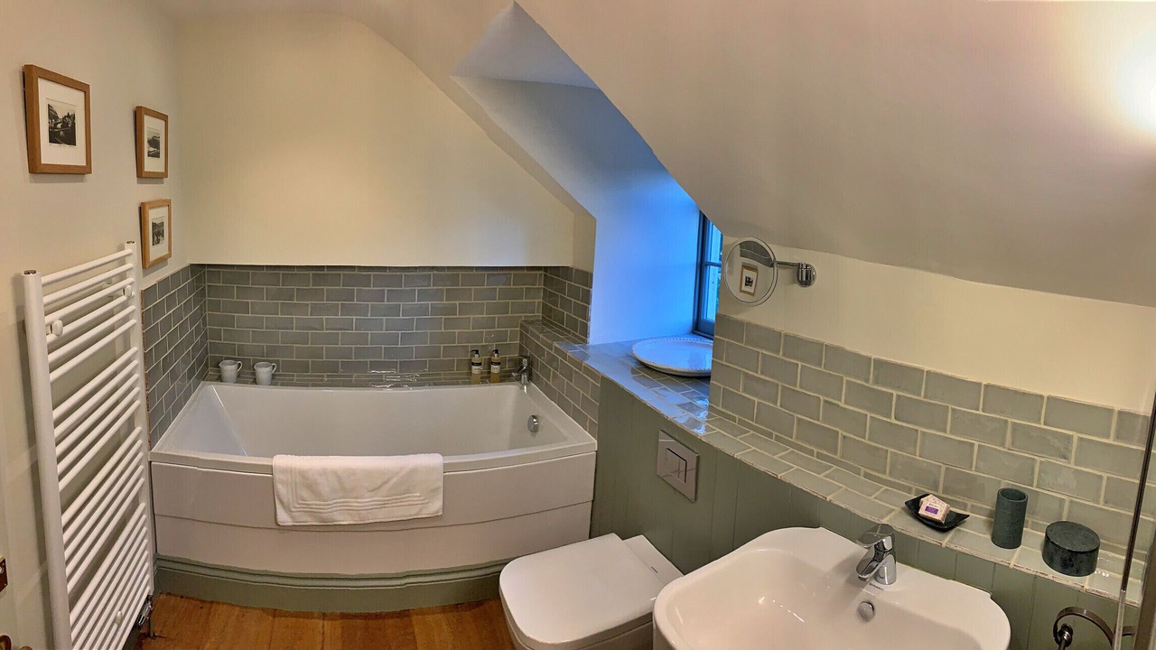 Photo of Bathroom in Great Broughton