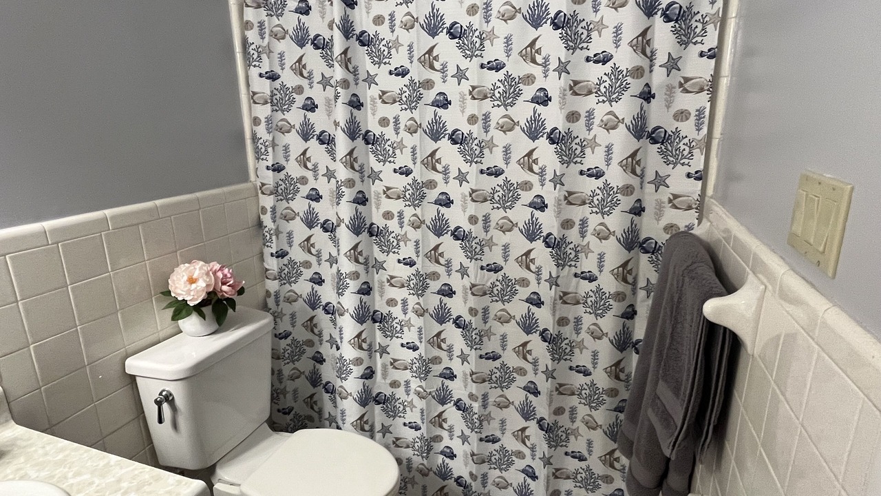 Photo of Bathroom in Bonanza
