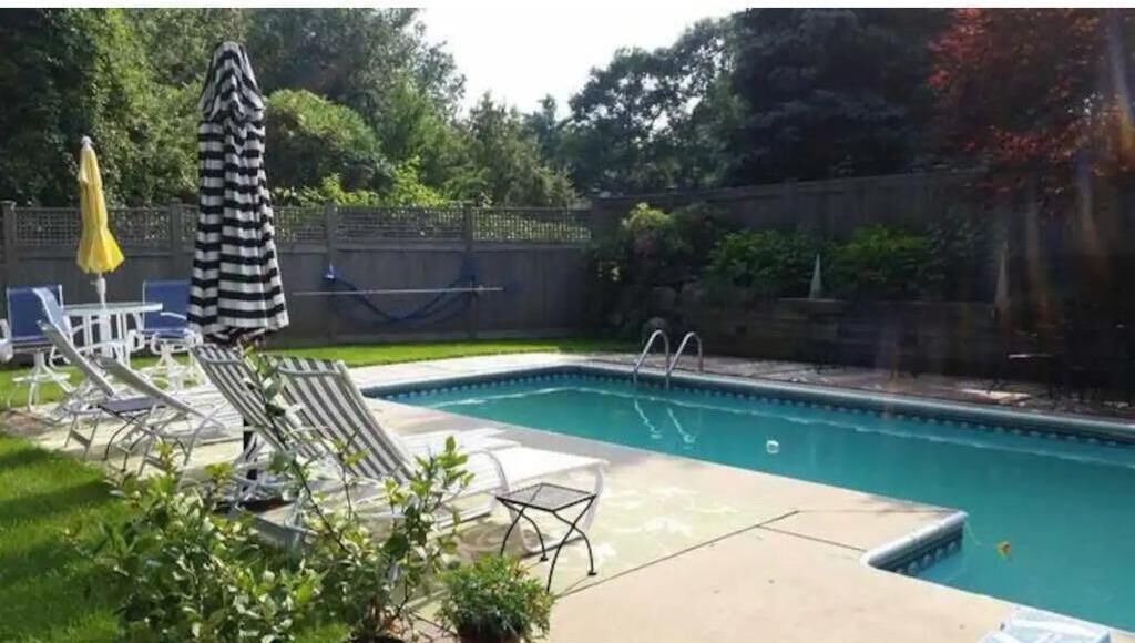 Photo of Outdoor in Hampton