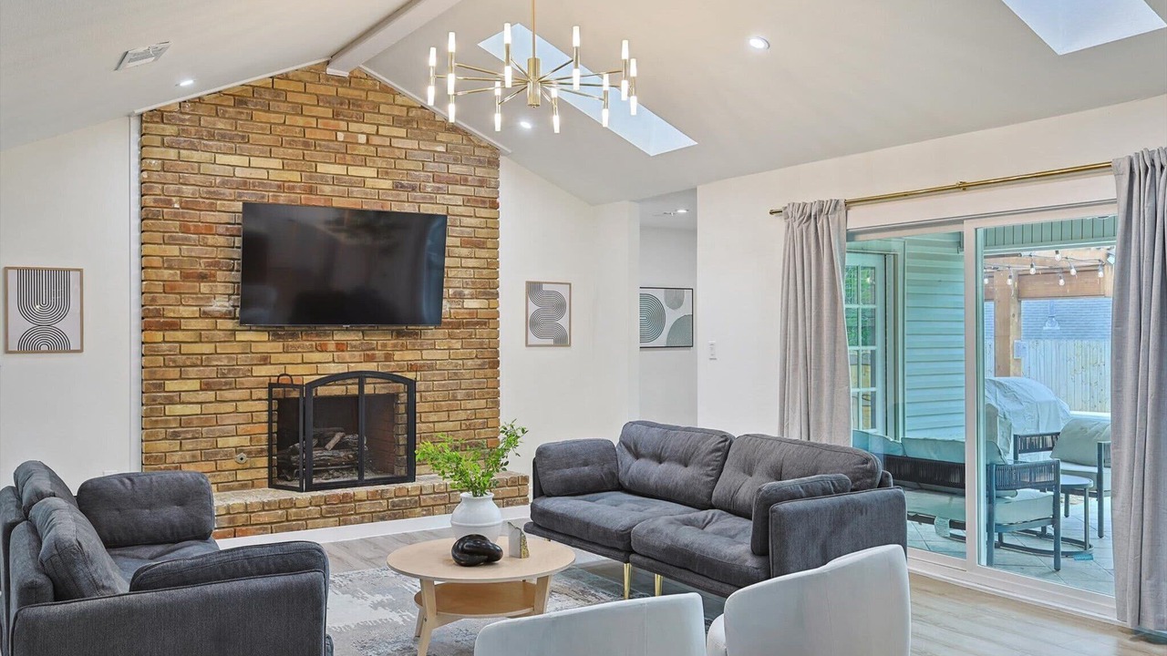 Photo of Livingroom in Irving