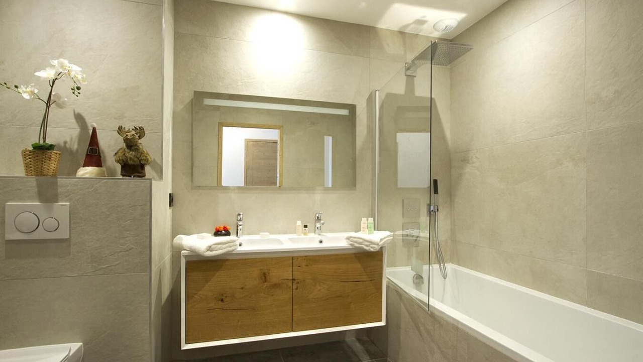 Photo of Bathroom in Bergers