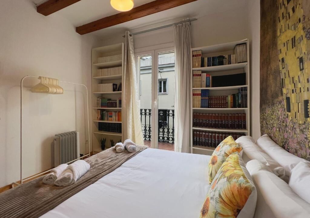 Photo of Bedroom in Sants