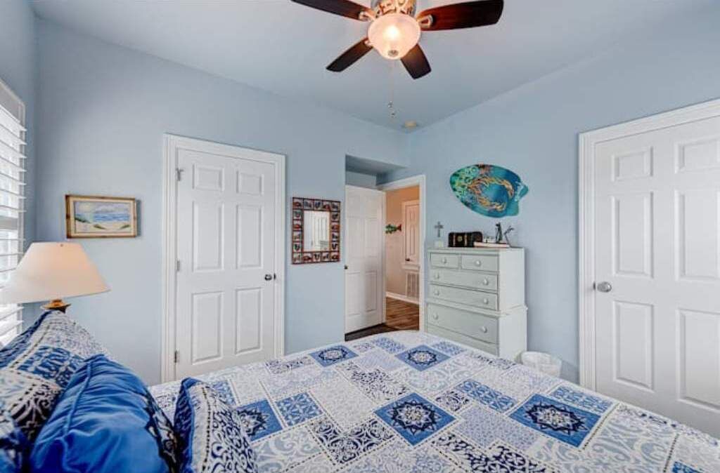Photo of Bedroom in Leeward Sands