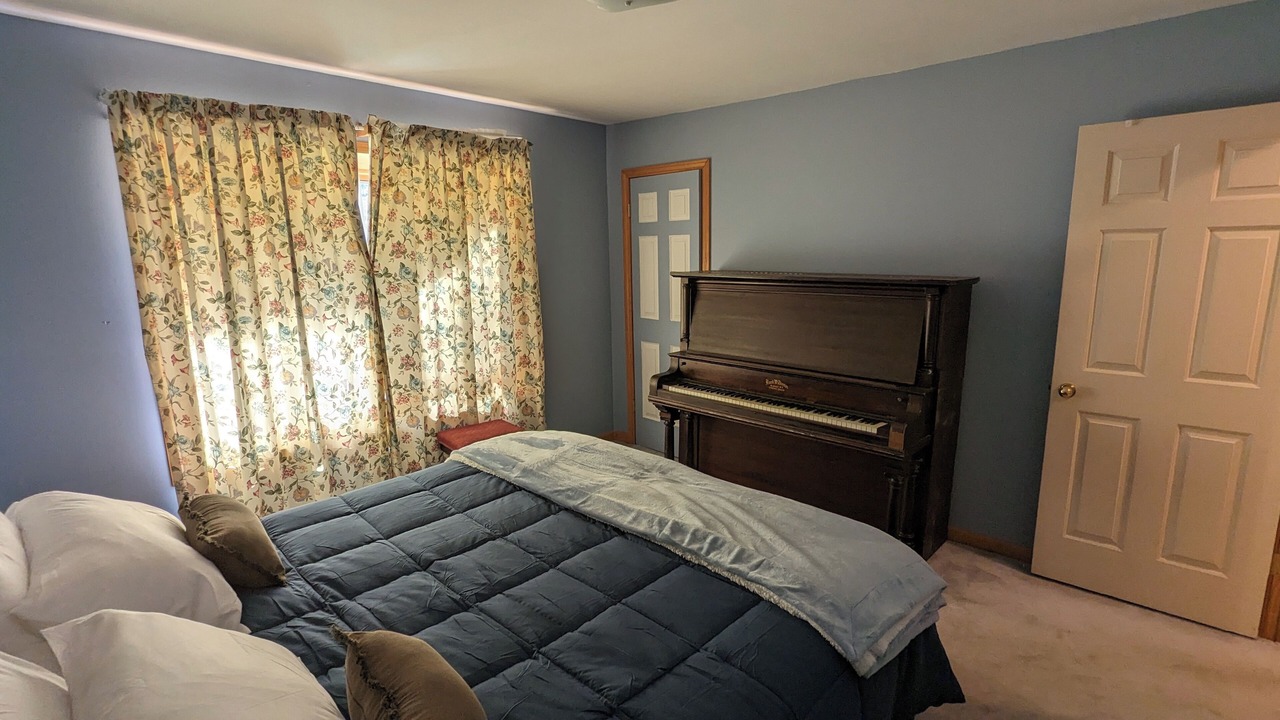 Photo of Bedroom in Niverville
