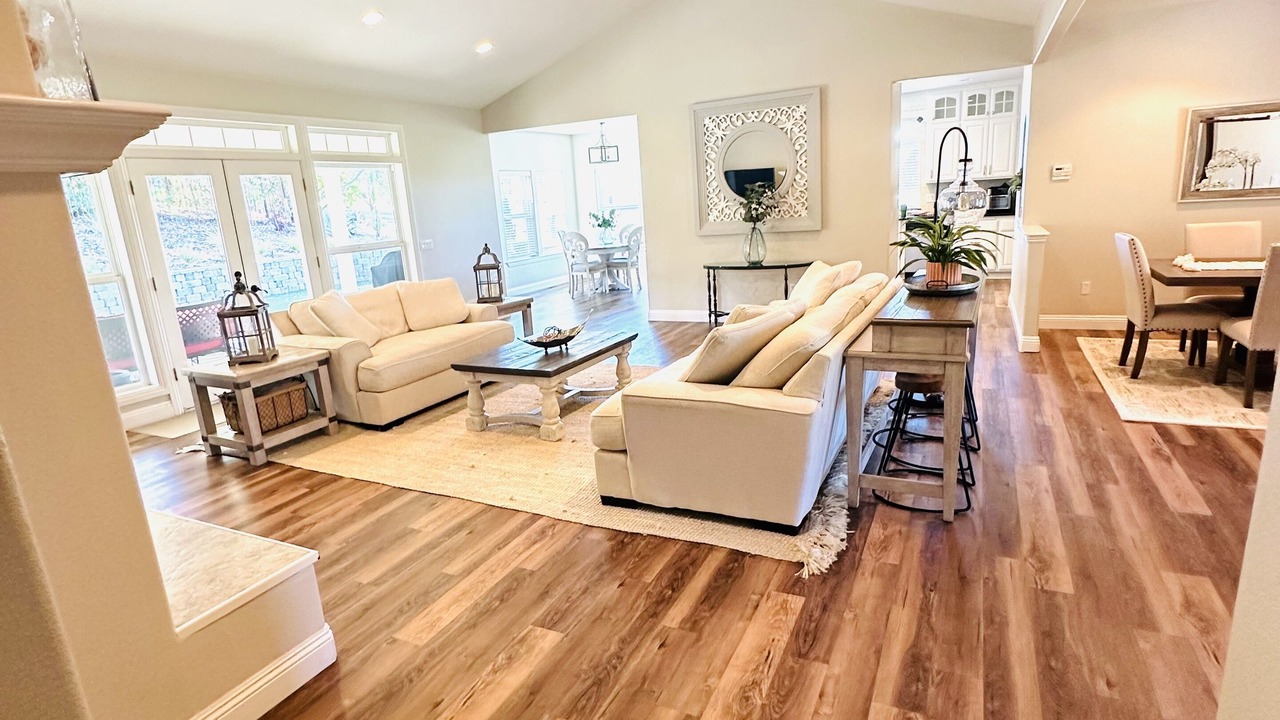 Photo of Livingroom in Sutter Creek