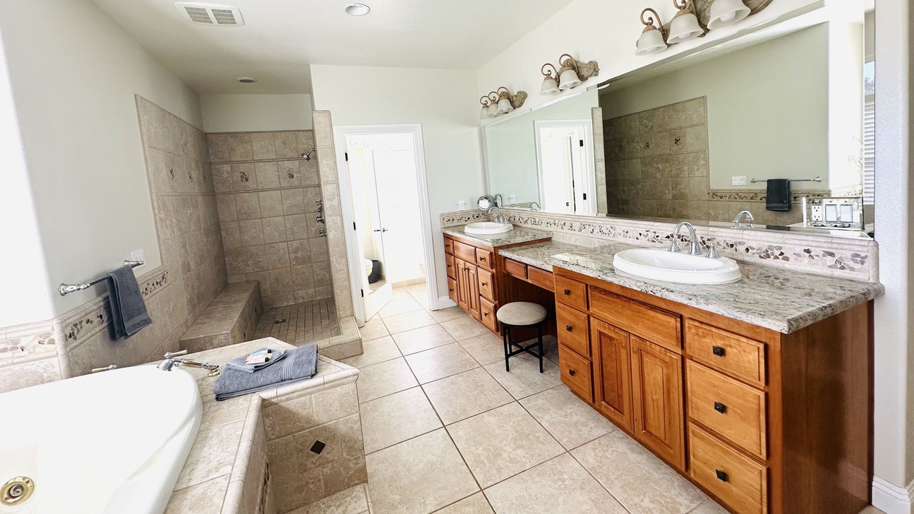 Photo of Others in Sutter Creek