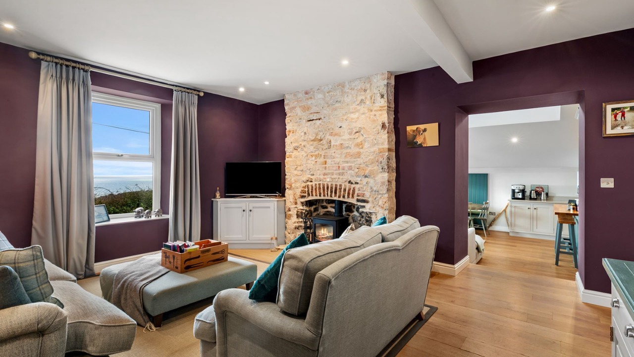 Photo of Bedroom in Crynant