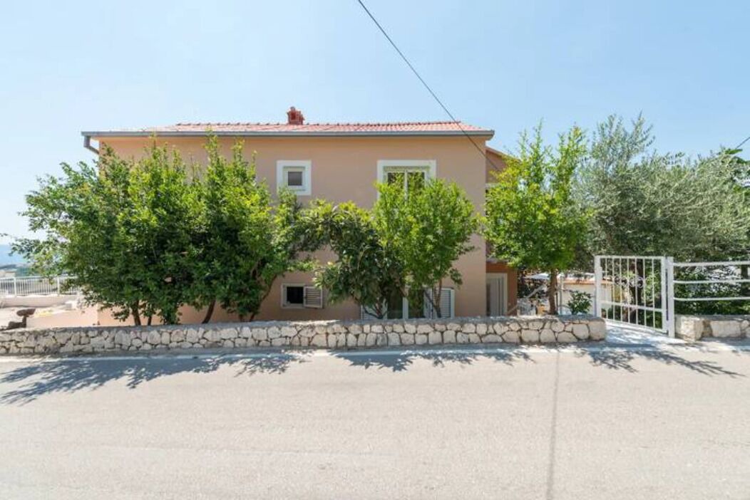 Photo of Outdoor in Mravince