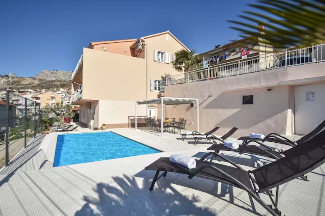 Photo of Outdoor in Mravince