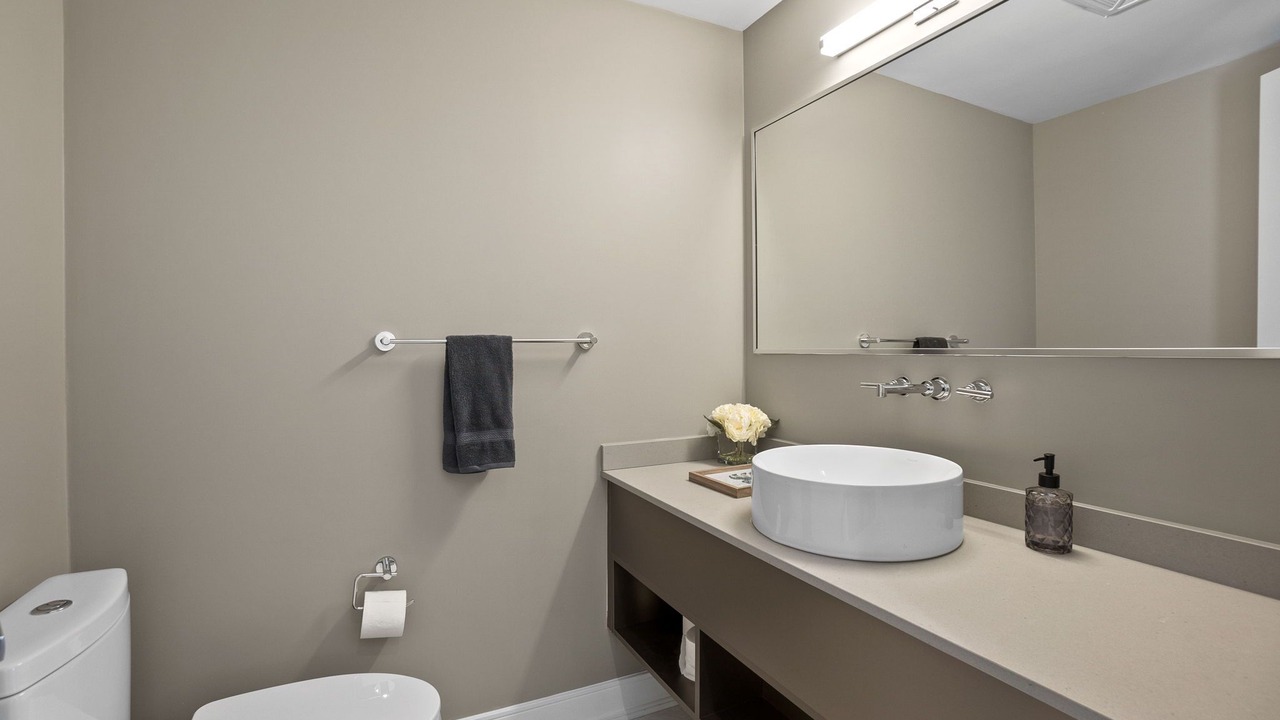 Photo of Bathroom in Bay Cloverhill