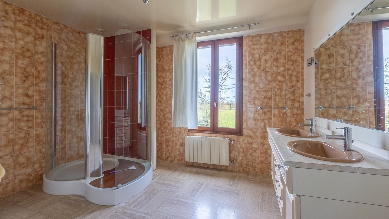 Photo of Bathroom in Cricqueville-en-Bessin