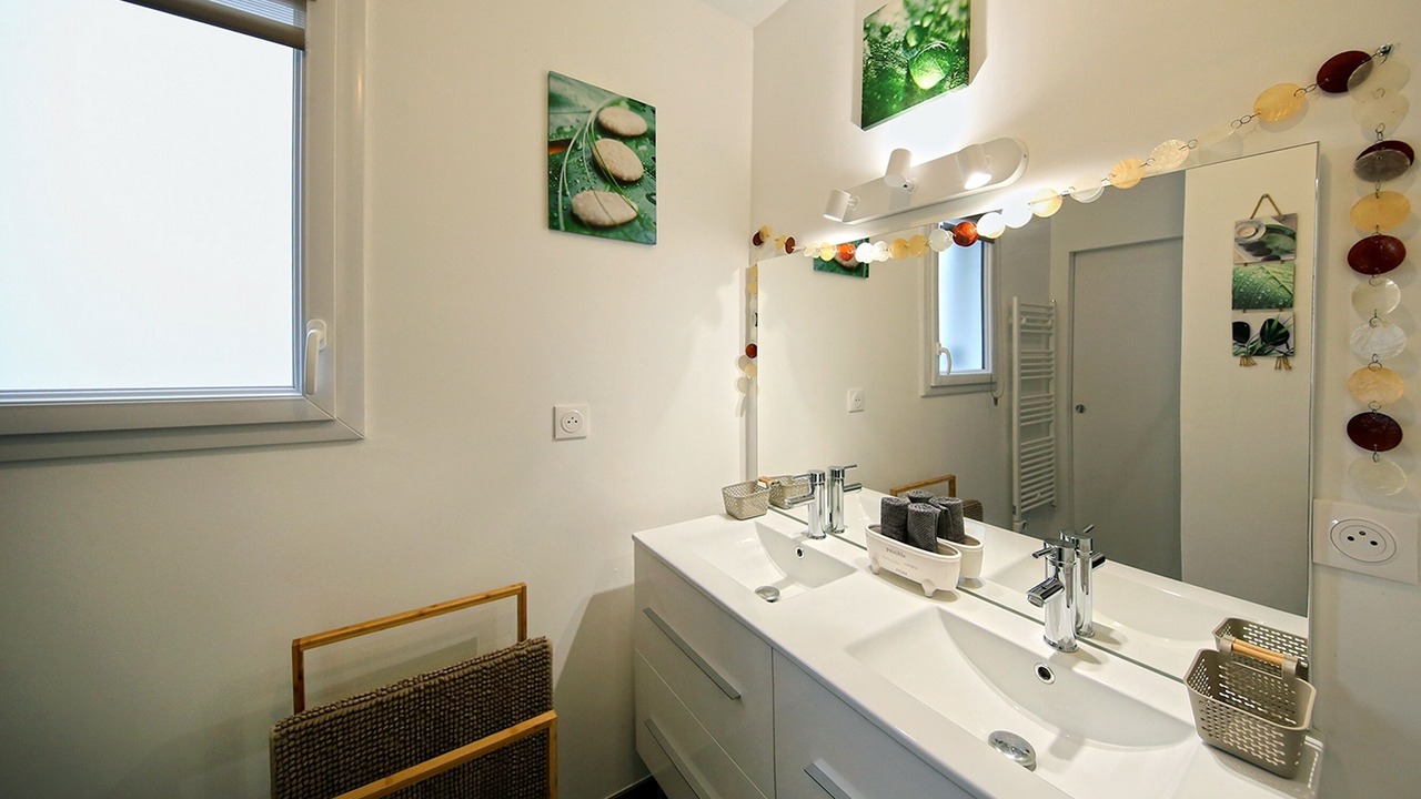Photo of Bathroom in La Lucerne-dʼOutremer