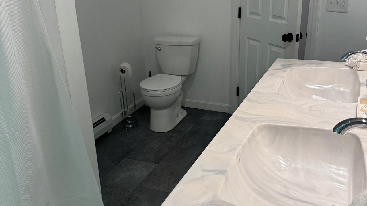 Photo of Bathroom in Oakland