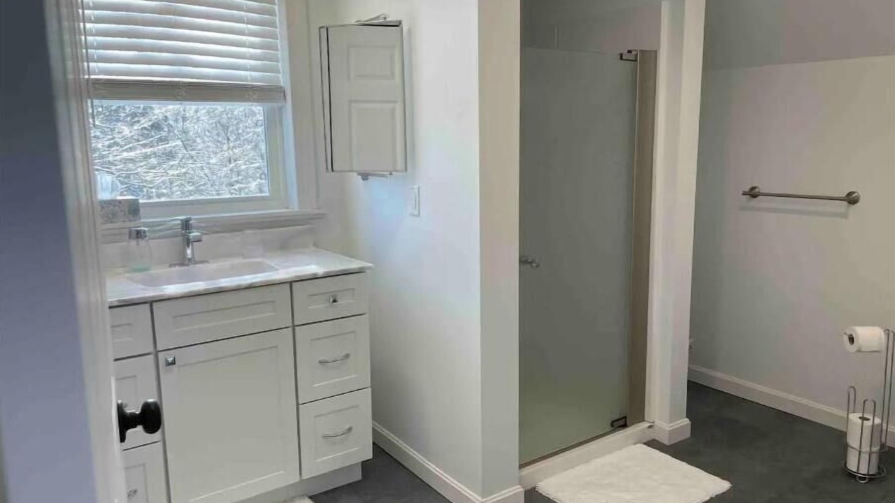 Photo of Bathroom in Oakland