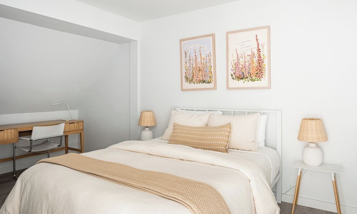 Photo of Bedroom in Neskowin