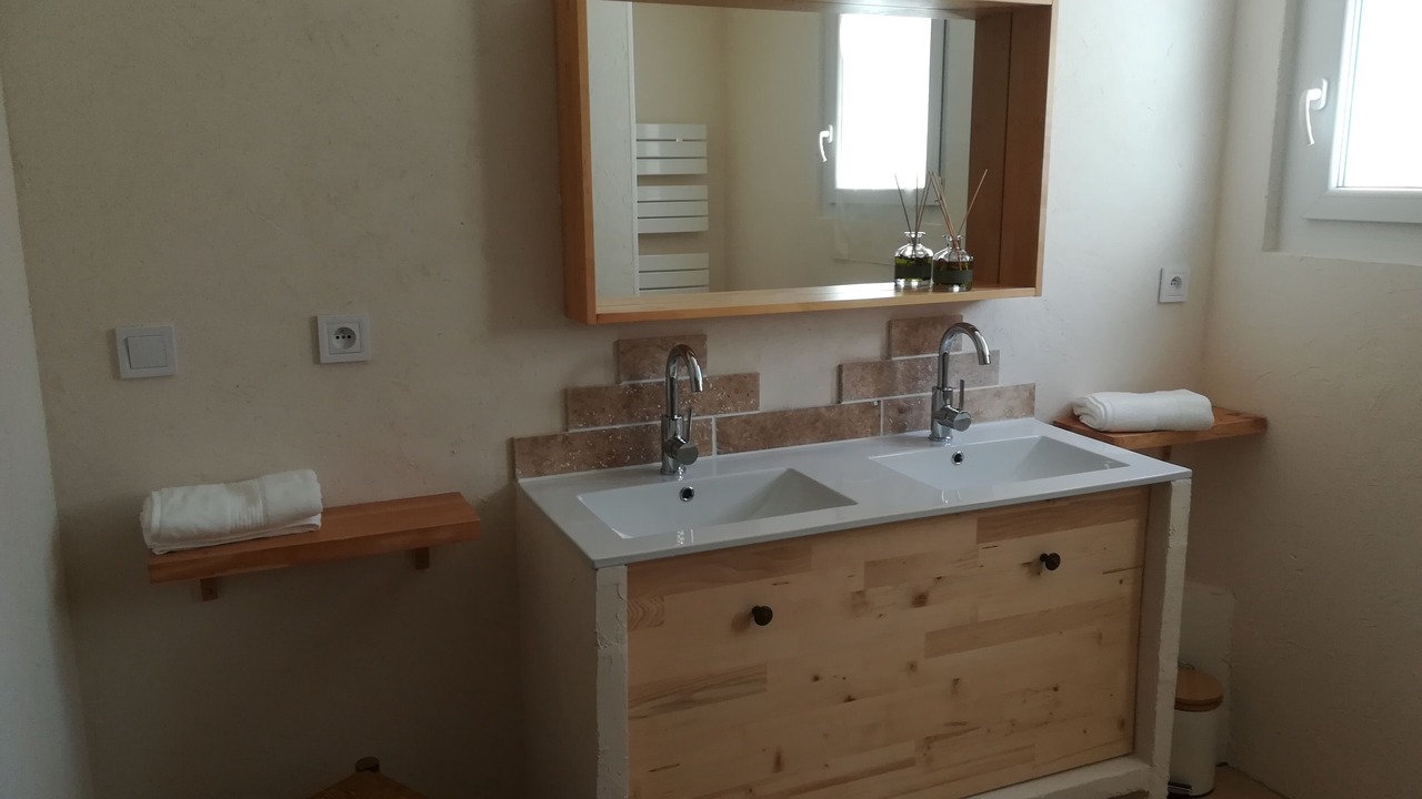 Photo of Bathroom in Granges-dAns