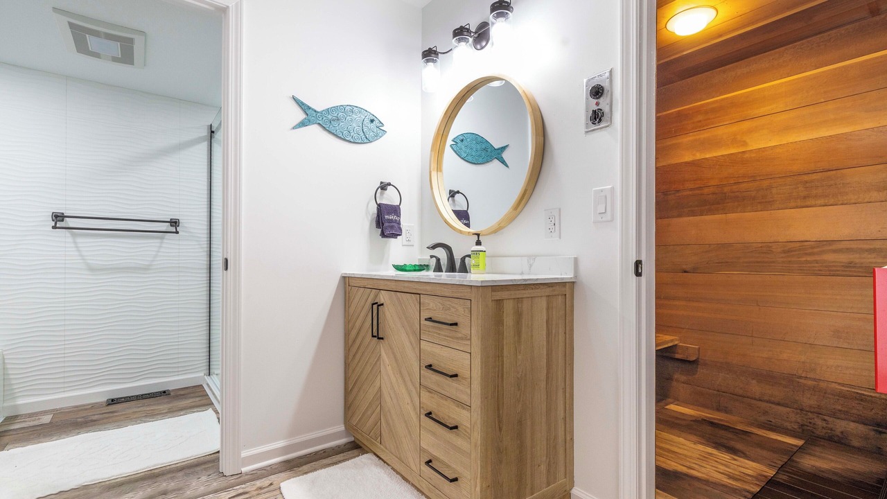 Photo of Bathroom in Vinita