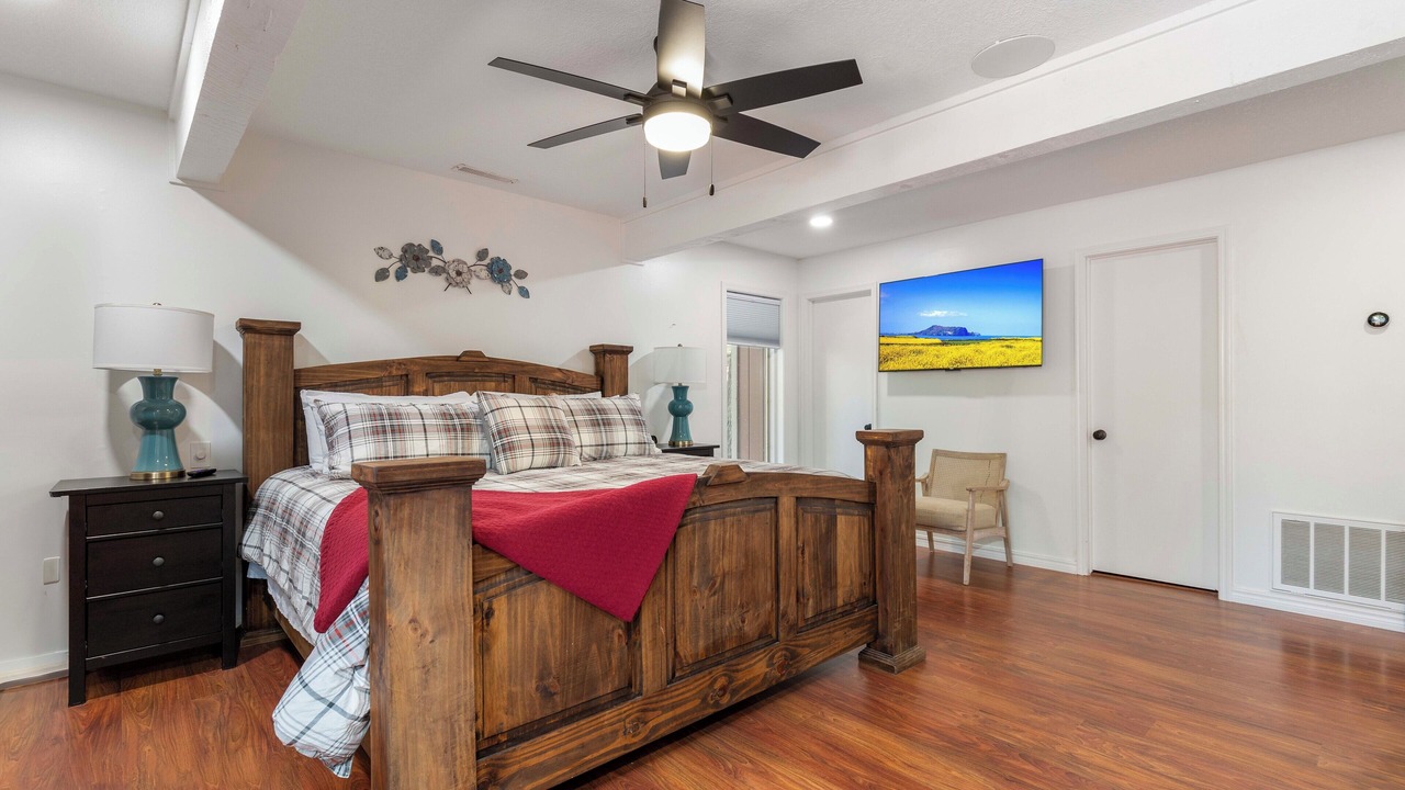 Photo of Bedroom in Vinita
