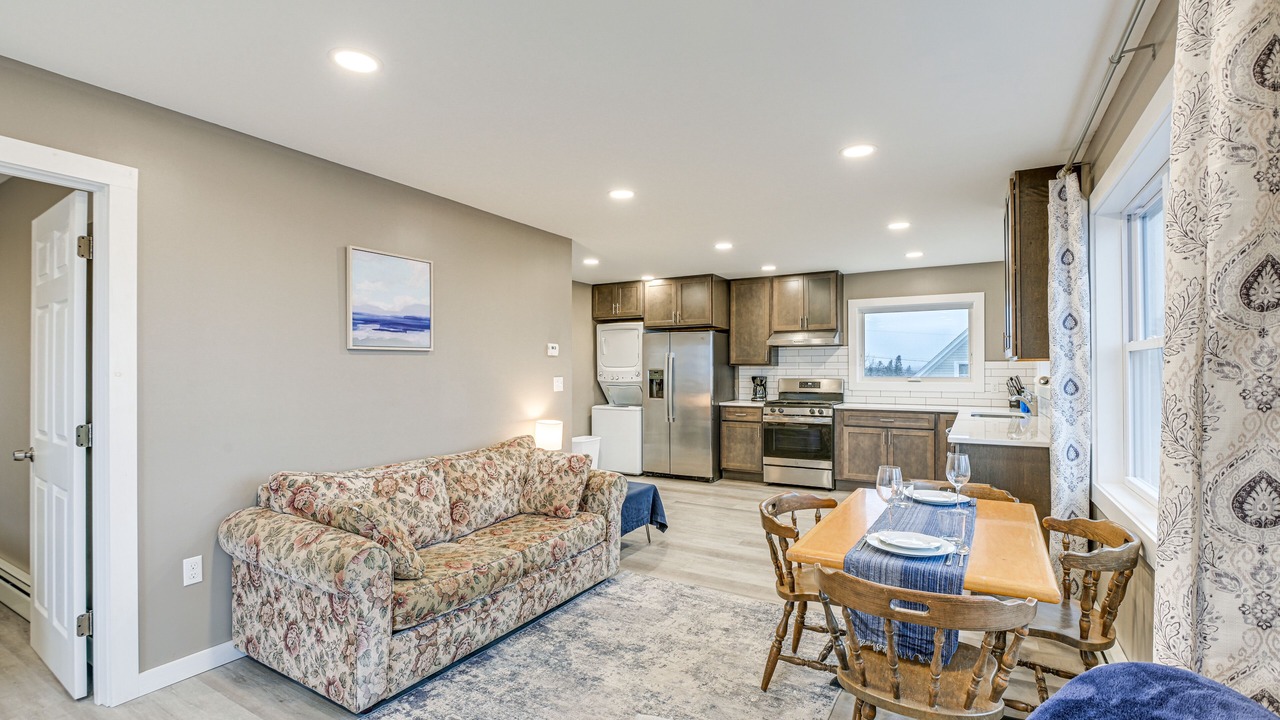 Photo of Livingroom in Lubec