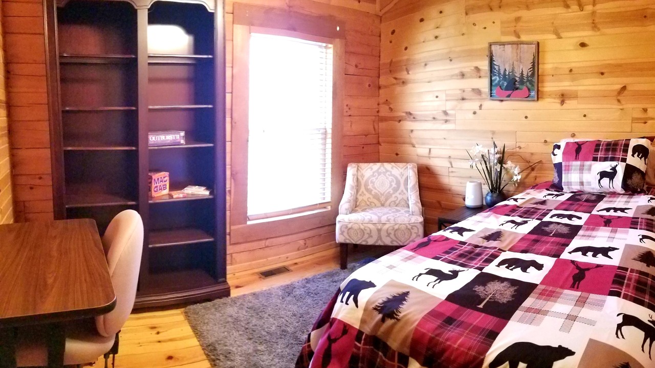 Photo of Bedroom in Johnson County