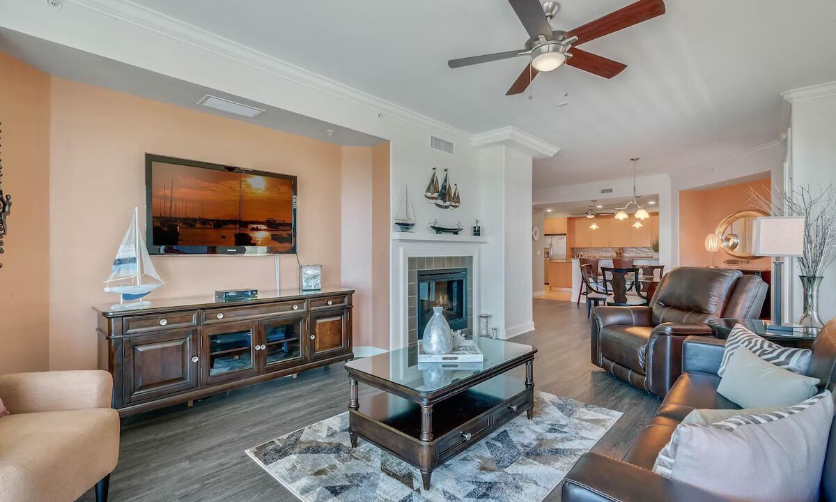 Photo of Livingroom in Daytona Beach