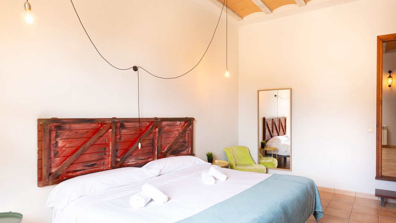 Photo of Bedroom in Palafolls