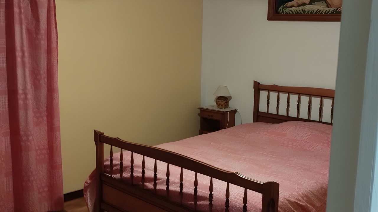 Photo of Bedroom in Saint-Victor-et-Melvieu