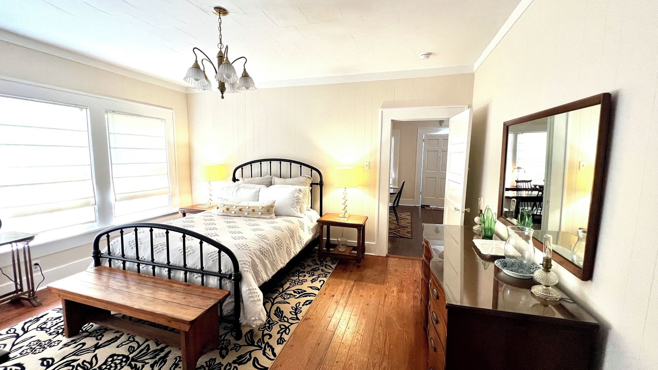 Photo of Bedroom in Natchez