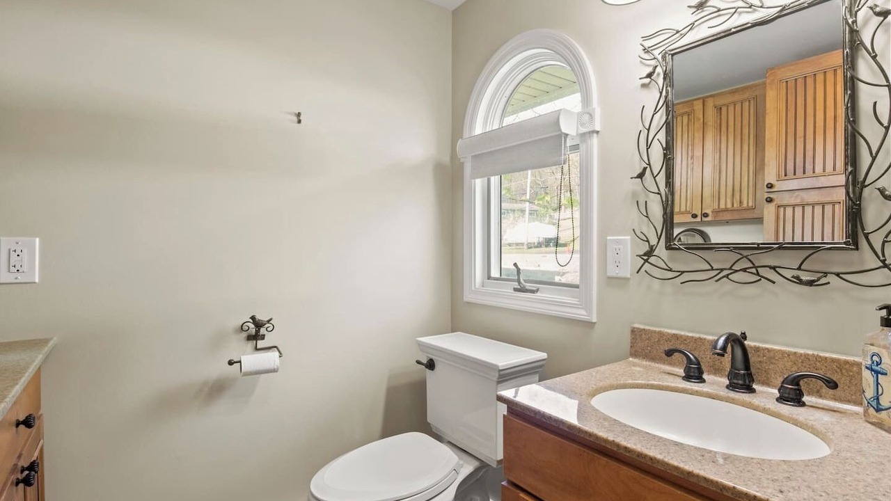 Photo of Bathroom in Conesus
