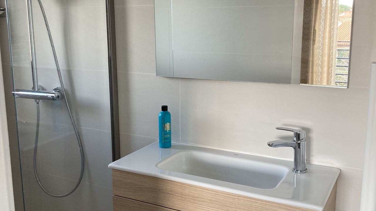 Photo of Bathroom in Saint-Cyprien Plage