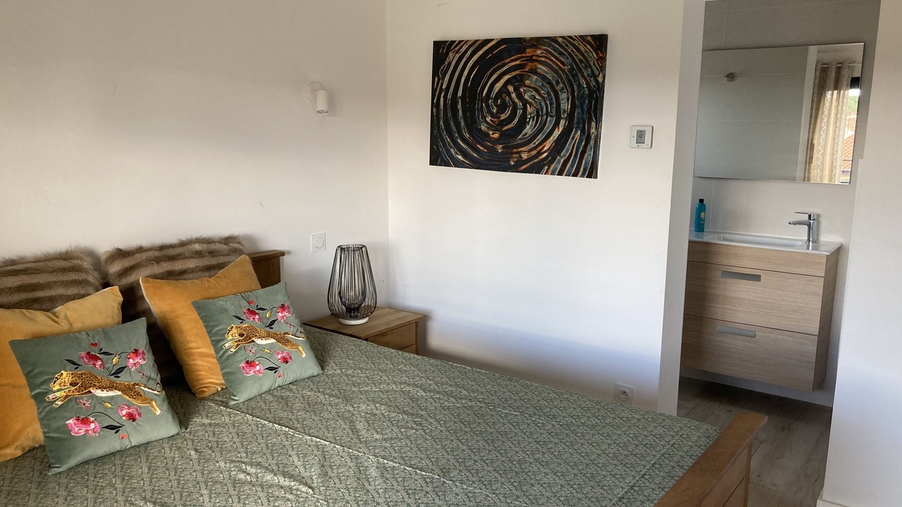Photo of Bedroom in Saint-Cyprien Plage
