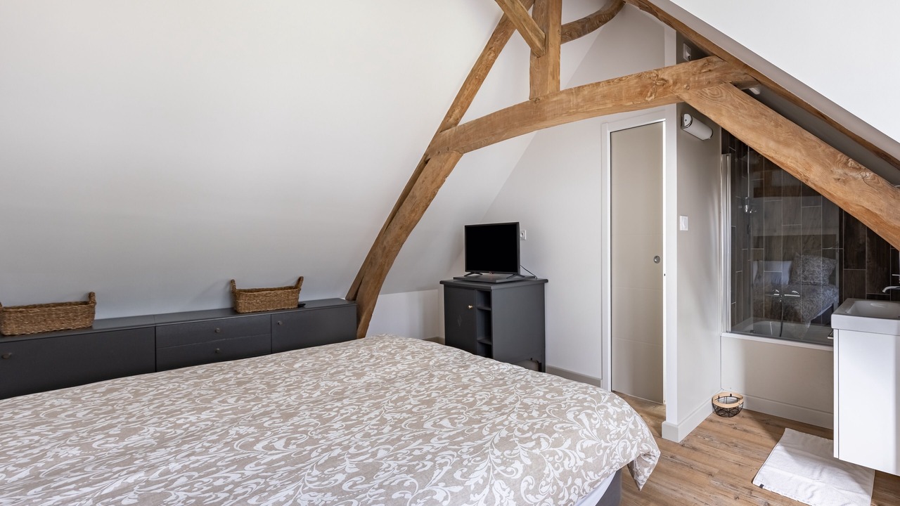 Photo of Bedroom in Verton