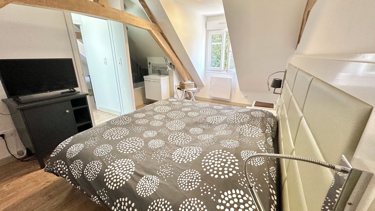 Photo of Bedroom in Verton