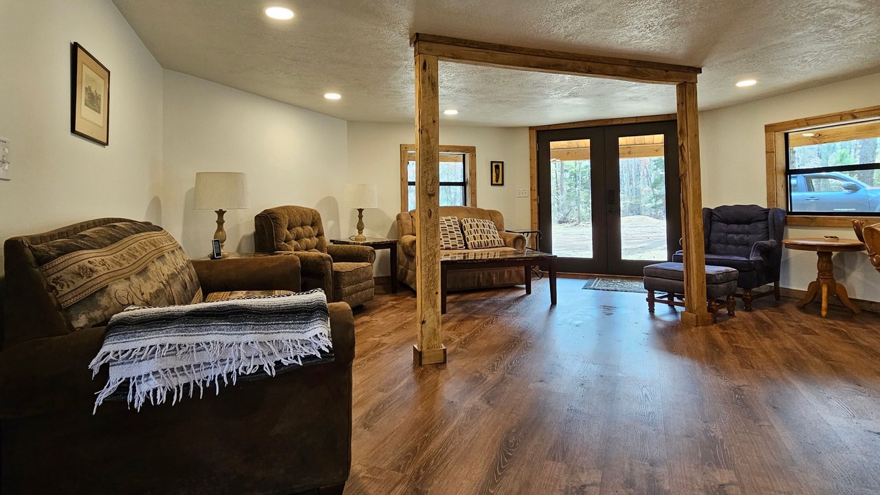 Photo of Livingroom in Dora