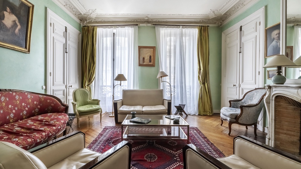 Photo of Livingroom in Chaillot